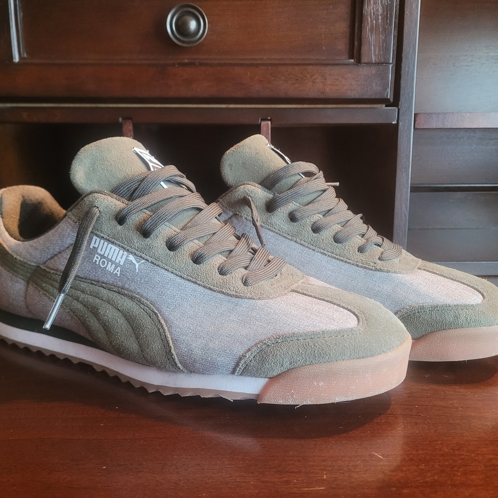 PUMA Roma Olive Men's Sneakers